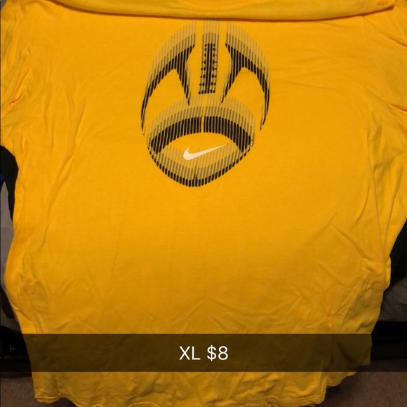 Jordan/Nike Shirts. Click to see others. - Picture 6 of 8